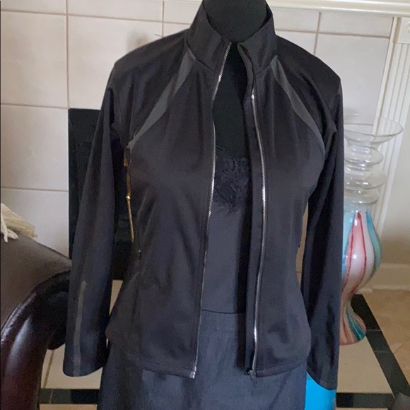 Athleta Mecaheat, Black Zippered Jacket🦾 - Picture 4 of 12